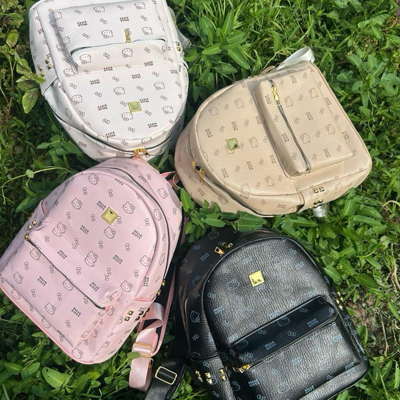 Balo Hello kitty Size 40 Chất Liệu Da PU cao cấp Phiên Bản Quai To Và Quai Nhỏ Có Ngăn Nhỏ Bên Trong Phù Hợp Học Sinh Sinh Viên Dân Văn Phòng Mang Đi Làm Đi Học (BL402)