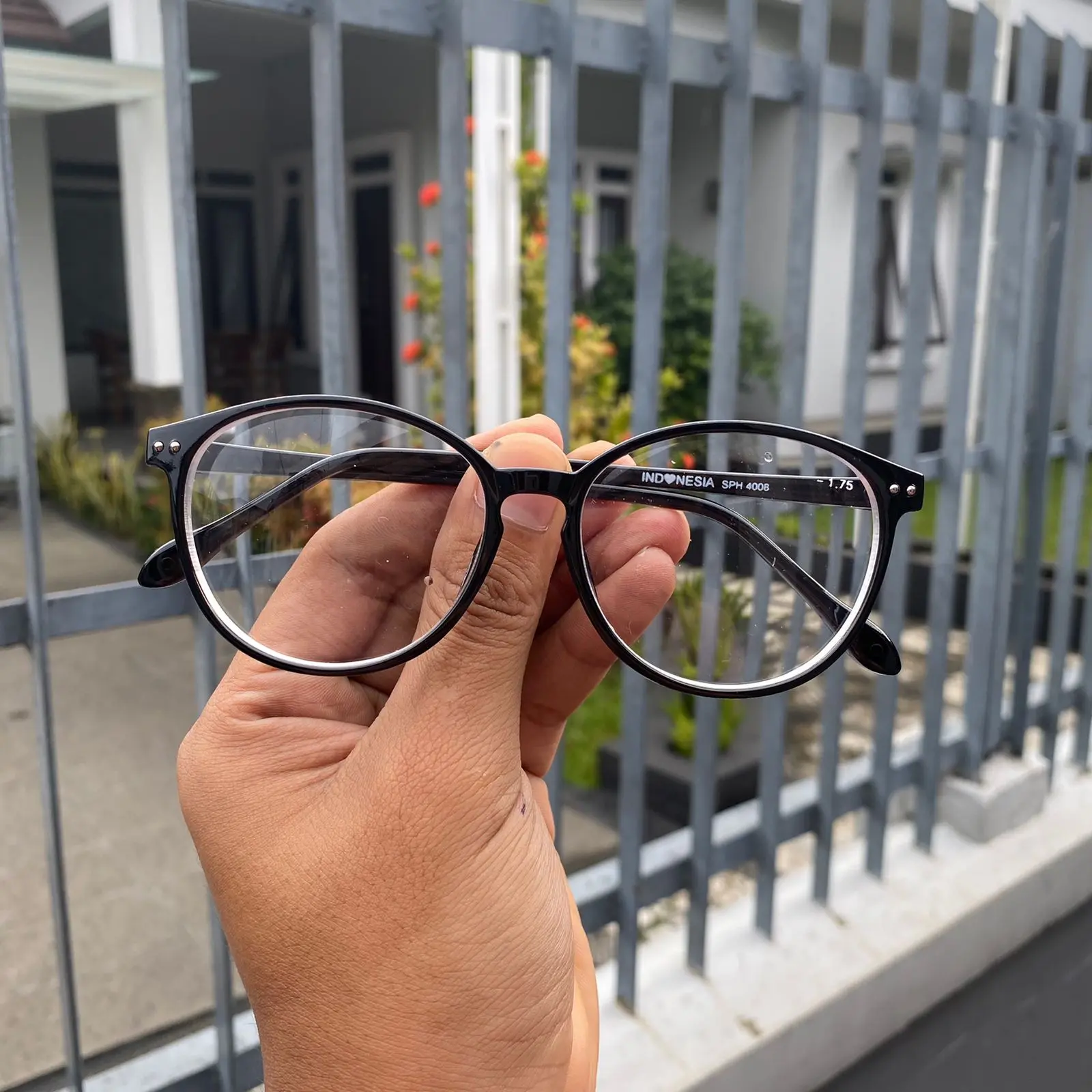 KACAMATA LENSA MINUS - RABUN JAUH - 4008