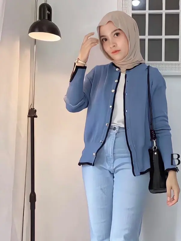 Kevia Cardigan Top Knitwear Baju  Atasan Outer Rajut wanita Sweater  Basic Crop lengan panjang Oversize 2