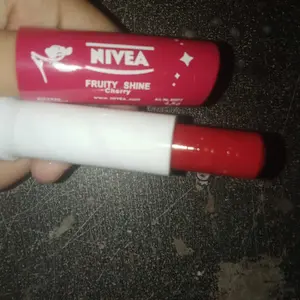 [ 1 Biji ] Pelembab Bibir NV Shine Strawberry Glossy