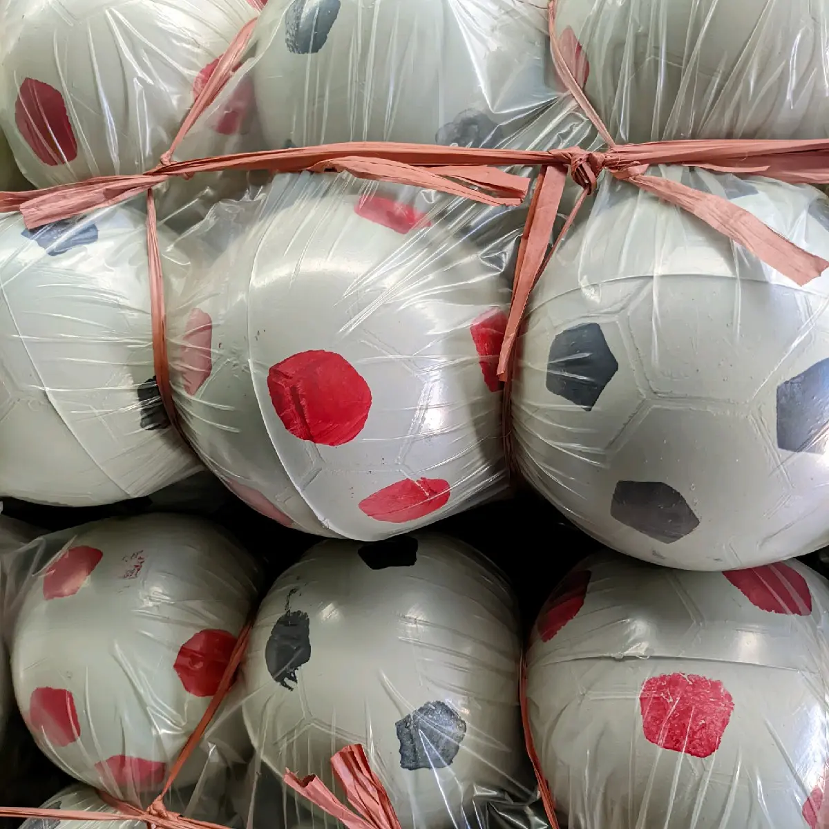 bola sepak plastik untuk bermain anak isi 6pcs/12pcs Toys