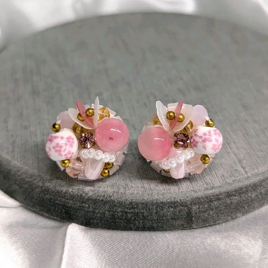 [S925 Earrings] Forget-me-not x Mystic Pink (Size: Classic) - Handsewn Sequin Earrings statement jewelry 925 silver