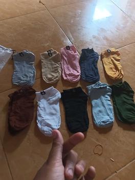 Product Review of Kaos Kaki Motif Bear Mix Free Pouch from P**t I**3 3