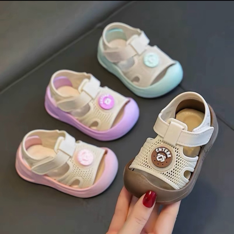 Dép Sandal Trẻ Em Mũi Kín Cho Bé Trai Bé Gái Tập Đi D Từ 6 Tháng Đến 3 Tuổi, Chất Liệu PVC Êm Mềm Nhẹ (912)