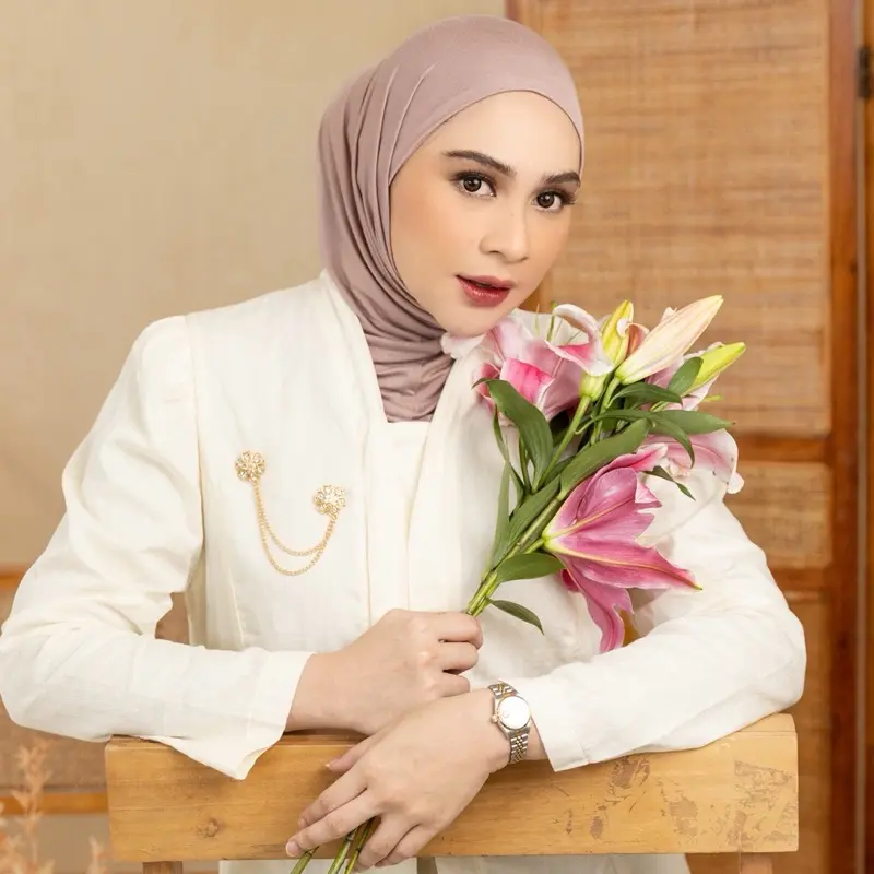 LINDAHIJAB X IRANANDHA - Kalea Instan (Hijab Instan Bahan Rayon Bamboo)