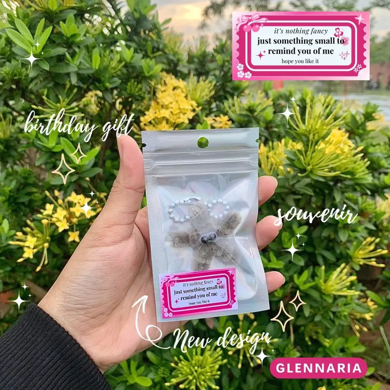 Keychain / gantungan kunci kawat bulu banyak variasi, mini gift, souvenir pernikahan, hadiah buat teman Keychain / gantungan kunci kawat bulu banyak variasi, mini gift, souvenir pernikahan, hadiah buat teman