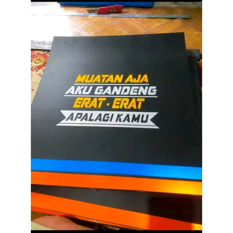 Karpet/Kepet Lumpur Roda Belakang Truck Dump 1 Set Kanan Kiri