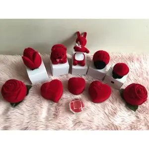 Tempat cincin wedding lamaran murah / tempat perhiasan / box kotak cincin karakter murah bludru