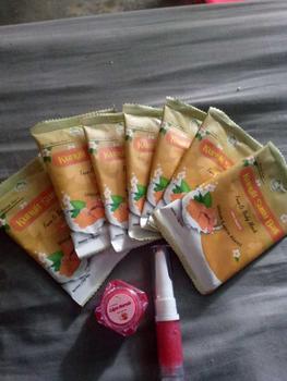 Product Review of Masker Wajah dan badan Kunyit Ayu Kopi 4 Pcs Mencerahkan & Mengencangkan Memudarkan wash mask from a**e 2