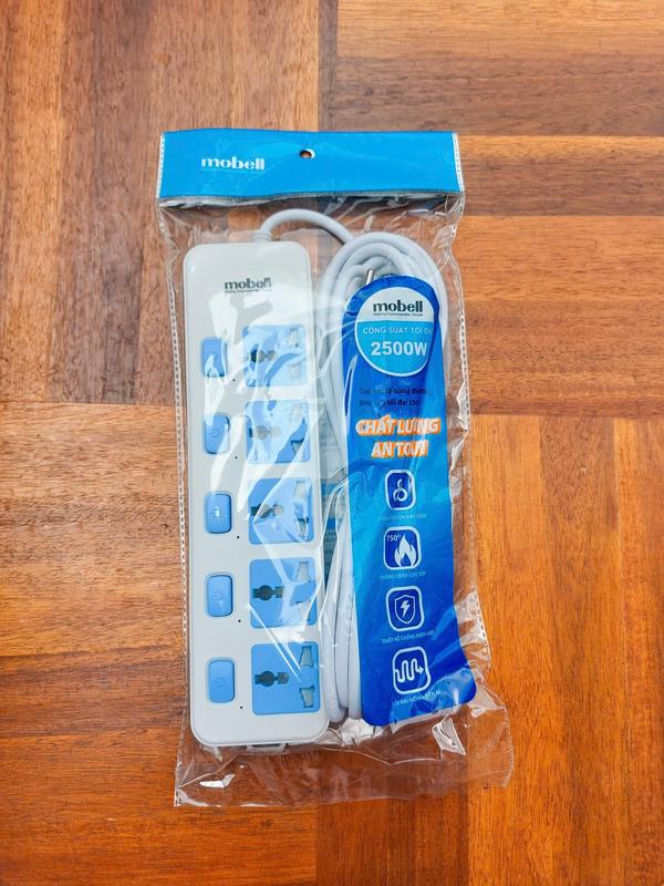 Ổ cắm điện đa năng Mobell BX5305U0-5, có 3-6 lỗ cắm, dây điện dài 3-5m, chịu nhiệt 750 độ C, 2500W