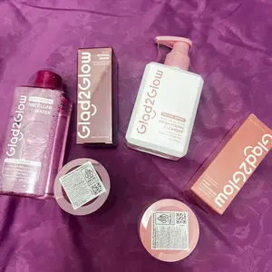 【Buy 5 Get 6】Glad2Glow GLASS SKIN SET -Brightening Moisturizer+Niacinamide Cleanser+Brightening Serum+Peeling serum+Retinol moisturizer+Free Gift For Micellar Water+ skincare memutihkan dan glowing scinker memutihkan wajah skincare glycolic