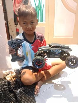 Product Review of [SNI] Mobil Crawler 2 Kecepatan Spray Effect (Bonus Baterai Remote) from F**e 2