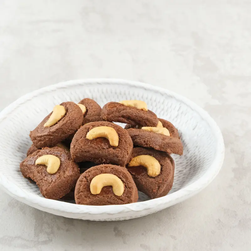 Kue Kering Coklat Mede 250g Terlaris, Gurih dan Lezat - Food, Cookies 0