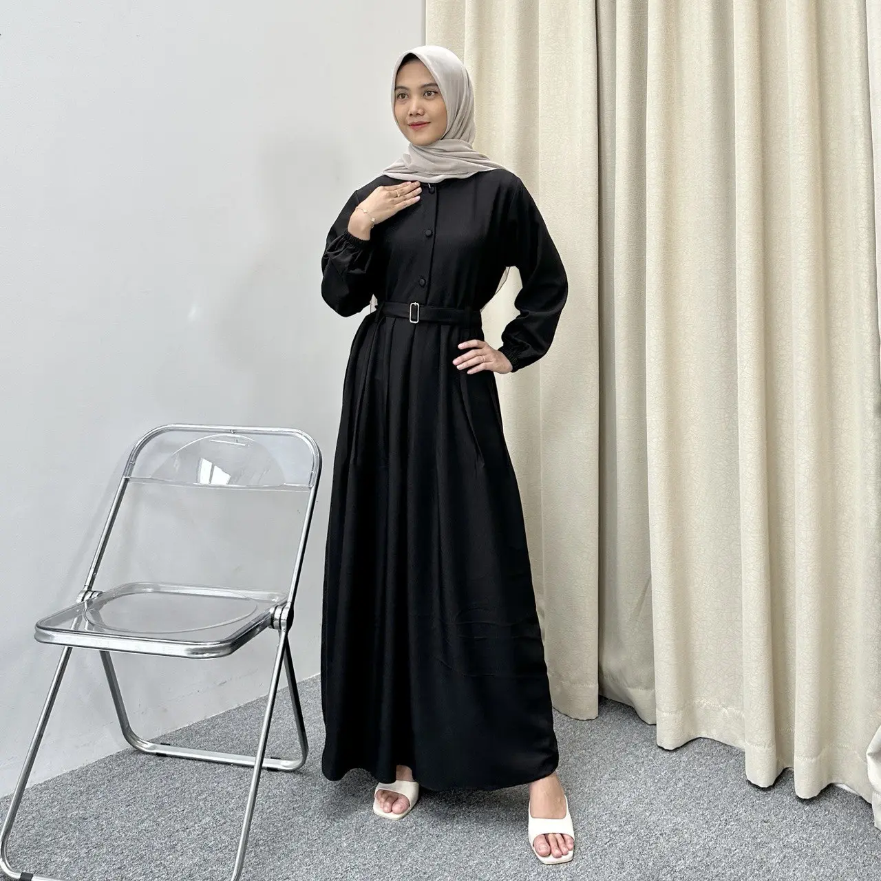 Gamis Shakila Dress Muslim Wanita Remaja Dewasa Polos Kancing Kondangan Mewah Elegan Simpel Terbaru Cantik Flowy Lembut Nyaman Lebaran Pesta Simple Syari Hitam Maxi