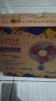 Product Review of MASTAP Wall fan 12 inch / Kipas Angin Dinding Baling 12 inch Mastap M-1288 from y**a 0