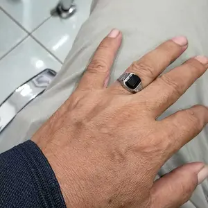 【Liuoopui】Cincin Akik Hitam Imitasi Retro Pria Cincin Trendi yang Dapat Disesuaikan Cincin Terbuka yang Dipersonalisasi