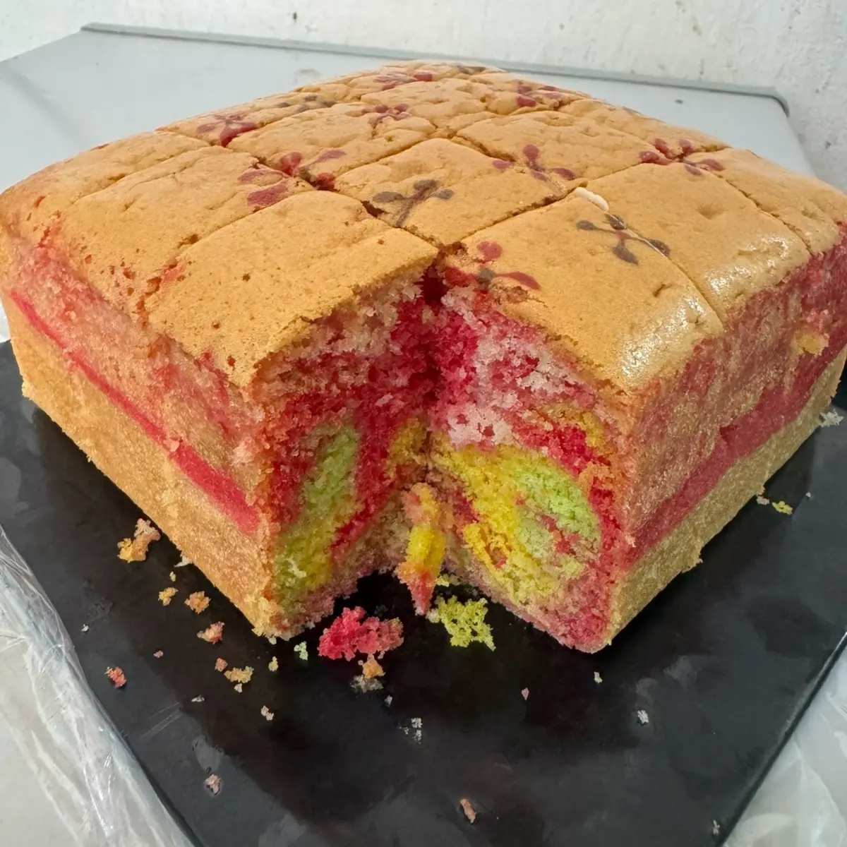 MARBLE CAKE MIX COLOUR AND FLAVOUR