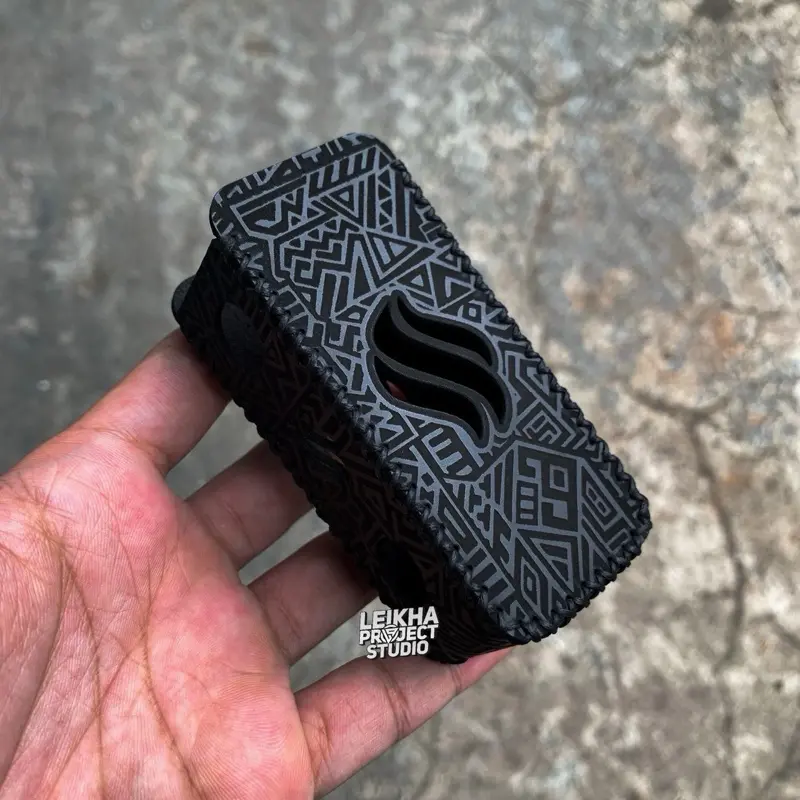 Sleeve Case TRML T99 Kulit Hitam Motif Aztec Logo