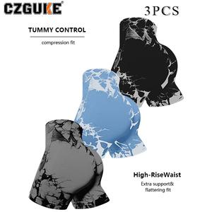 CZGUKE conjunto deportivo de tres pzas con efecto tie-dye y ajuste ceñido, apto para llevar fuera, shorts sexys de yoga y fitness, adecuado para mujeres, cintura alta y realce de glúteos