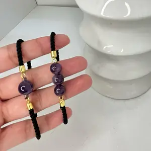 Gelang batu kecubung serut