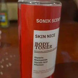SONIK SCENTS SKIN NICE BODY TONER MERAH 200 ML Glycerin, Niacinamide, Glycolic Acid, allantoin