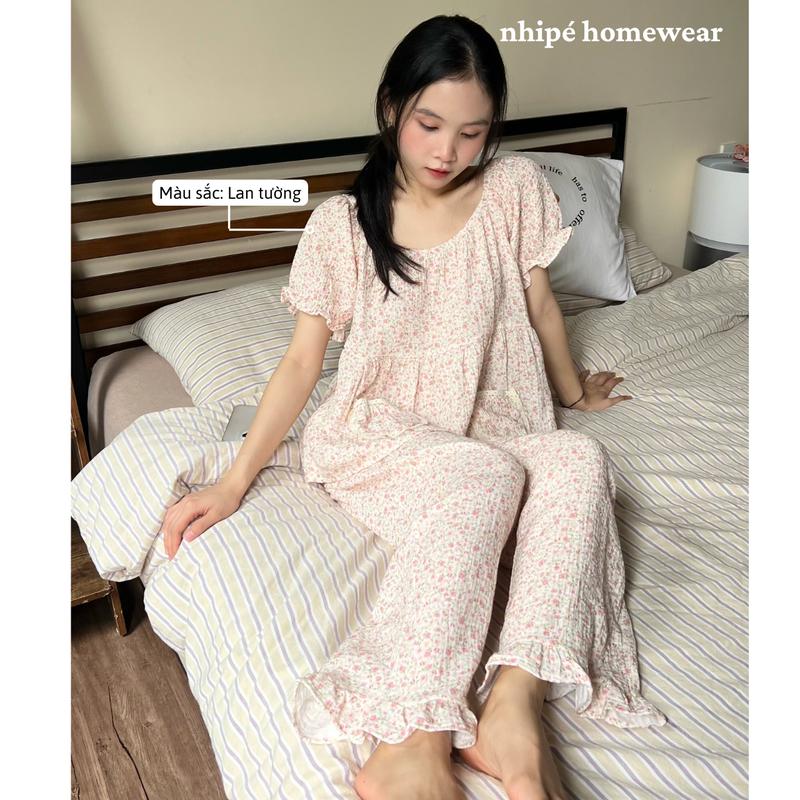   nhipé homewear  Bộ đồ xô tay bồng quần đài nữ set đồ ngủ mặc nhà mặc đi chơi chất liệu xô muslin cao cấp mềm mịn thoáng mát họa tiết xinh xắn dễ thương 