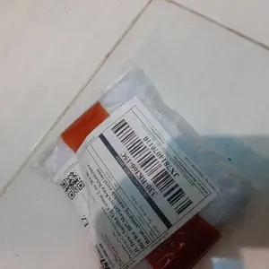 Lem untuk GIGI PALSU WARNA SEPERTI gusi isi 10 ml kebih hemat