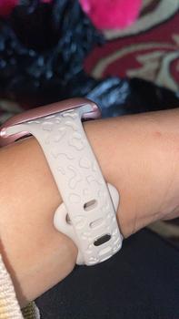 Product Review of Lucu Slim Strap for Apple Watch Ultra 2 49mm 46mm 45mm 41mm 44mm 40mm 42mm 38mm iwatch Series 10 9 8 7 6 SE/2 5 4 3 2 1 Soft Sport Silicone Rubber Band Belt Accessories Tali Jam Tangan Smartwatch I8 Pro Max I9 T800 Ultra S8 S9 Ultra 8 MAX 9 PRO S20 T500 from 😜**i 1