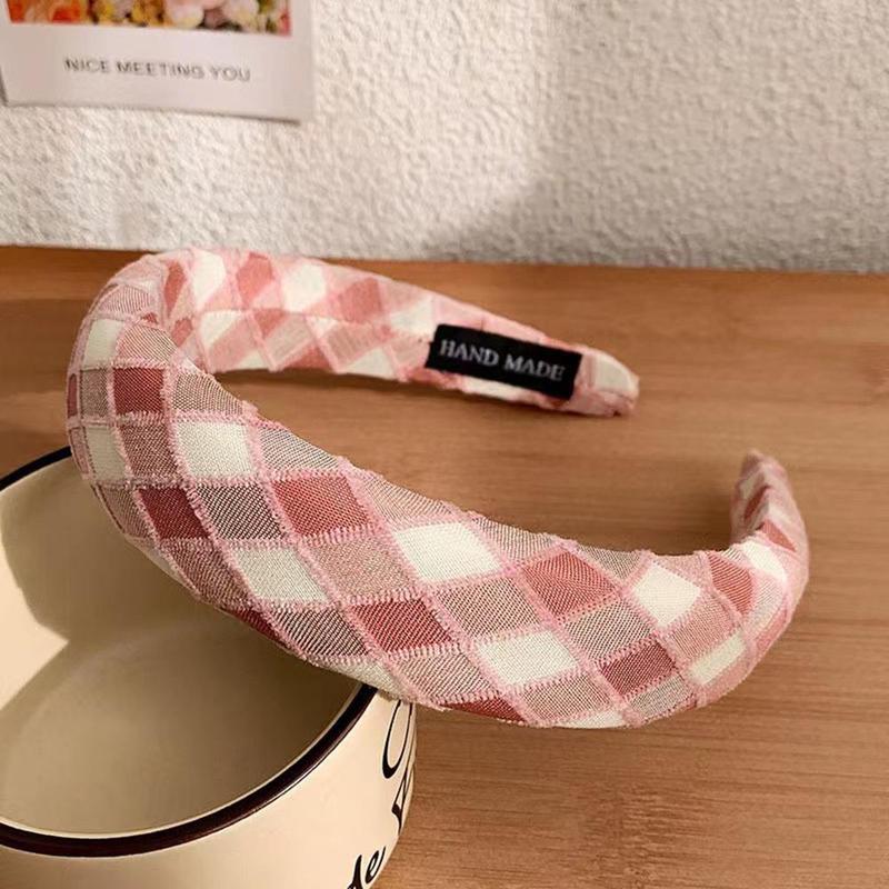 Product Introduction of YANKUN Sweet Style Pink Hairbands Wide-brimmed Face Wash Hair Bundles Fashionable Hairpins and Hair Accessories 14