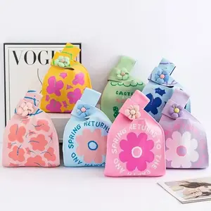 Tas Tangan Wanita Korean Style Knot Bag Rajut Unik Knitted Handbag Tote Bag dengan Desain Menarik dan Motif Bunga Cantik