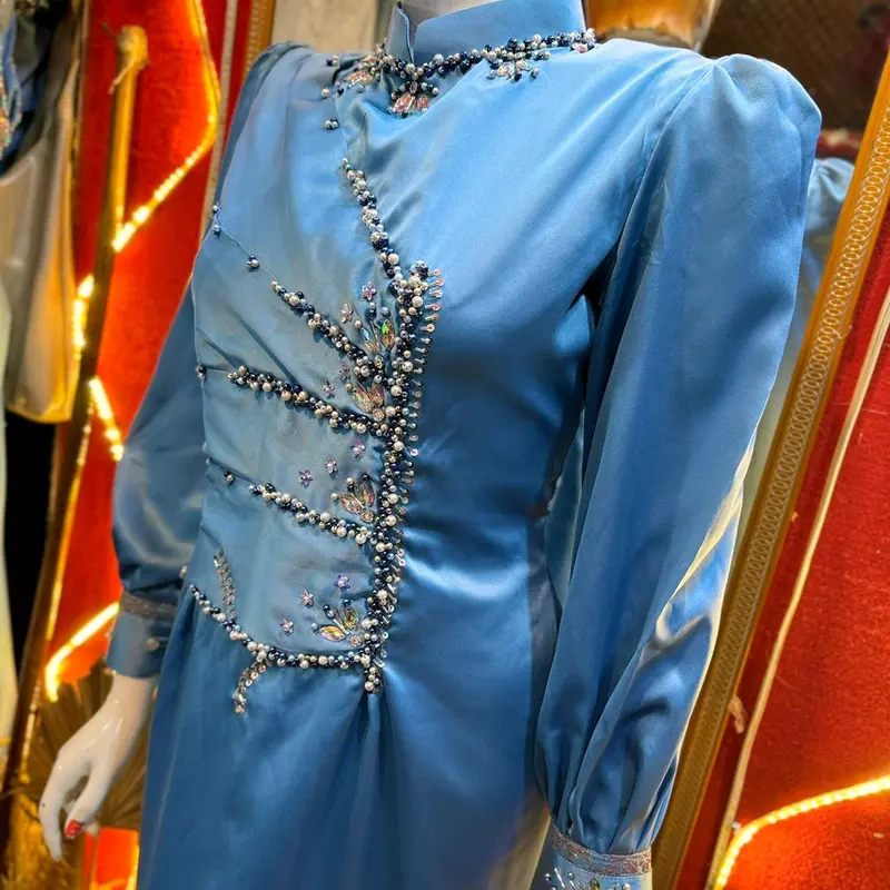 dres perpisahan.pesta.dan kondangan ..kebaya hasil jahitan.rapi ..dan cantik.sudsh di payet dan juga  berkualitas tinggi ..anda bs  reques dan chat dm..tuk kirim ukuran .warna dan  reques lainnyaa 7