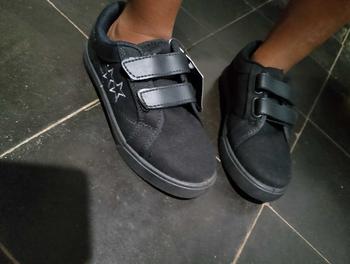 Product Review of SEPATU ANDO SEPATU SEKOLAH ANAK PAUD TK SD SEPATU PEREKAT SEPATU WARNA HITAM SEPATU ANAK COWOK CEWEK from c**🎤 0