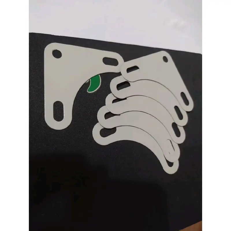 Siku Besi Pojok / Siku L 8x8 0,8mm Powder Coating Baja Putih 3