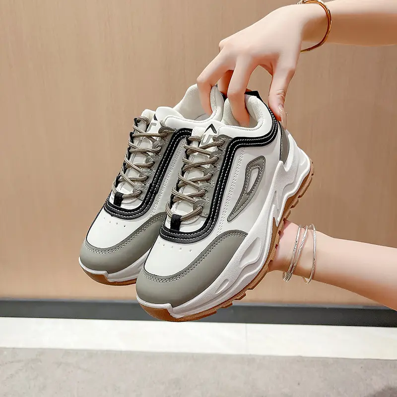 TUTA Shiyeon Sepatu Sneakers Wanita Putih Sport Kasual Cream 604 Karet Shoes Casual 4