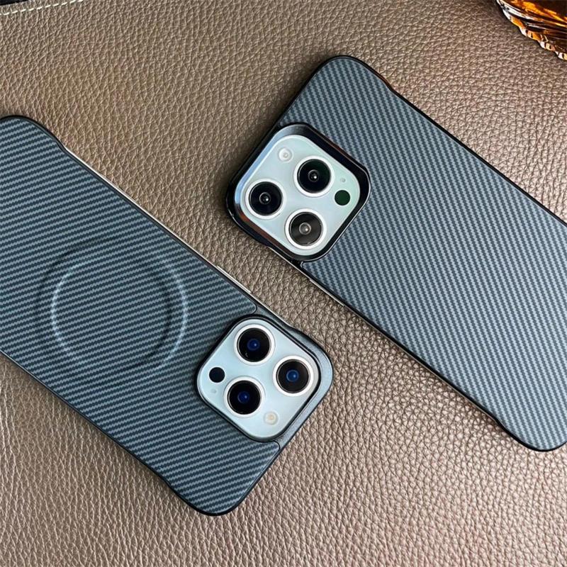 Ốp lưng không viền với vân sợi cacbon Kevlar siêu mỏng cho Iphone 16 E, 15, 14 Plus, 13, 12 Pro Max, hỗ trợ MagSafe, chống sốc từ tính