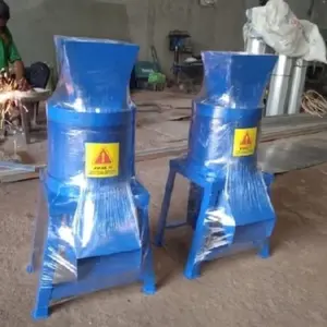 Mesin Pencacah Rumput Besi Baja 200W dengan Mesin Dinamo & 6 Mata Pisau untuk Ternak 35x35x70cm Memudahkan Peternak Saringan