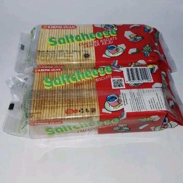 Paket 3pcs Khong Guan saltcheese crackers biskuit rasa keju @200g Food 5