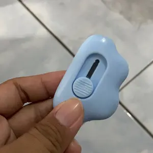 Cutter Mini Bentuk Awan Stainless Lucu Pisau Kecil Pemotong Kertas Portable ATK002 - XOBOX