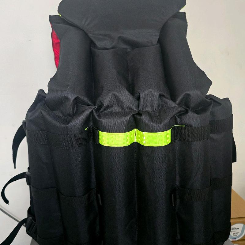 Baju pelampung hitam kombinasi merah/orange up 90kg 1