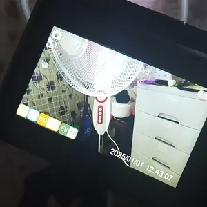 【live exclusive bundle】KiTBEEZ KP-4 Kamera Digital 5K WiFi 75MP dengan Zoom Digital 18X, Layar Putar 180°, Flash Intelligent Muncul Otomatis untuk Selfie & Pembuatan Vlog