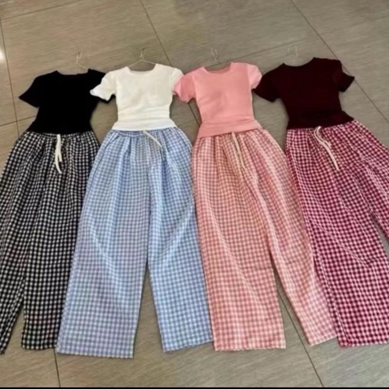 Set bộ áo thun tăm ôm babytee mix quần suông kẻ sọc caro mịn mát - Caro