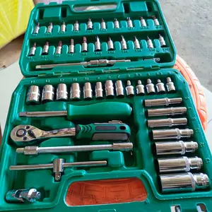 ISKU Set Alat Perbaikan Mobil 53 Pcs dengan Kunci Sok dan Ratchet 24 Gigi dan 72 Gigi Material Baja Vanadium Krom Berkualitas Tinggi Ideal untuk Area Sempit