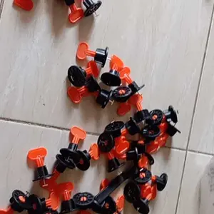 CASTA Tile Leveling System 50PCS Alat Perata Keramik Model Putar Reusable Dengan Kunci Wrench Spacer Nat Rapi Presisi Mudah Dipasang Bisa Dipakai Ulang Tahan Lama Cocok Ubin Lantai Dinding Rumah Proyek Renovasi Praktis