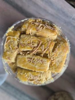 Product Review of Paket Castangel,kacang,nastar,bola² susu from B**a 2