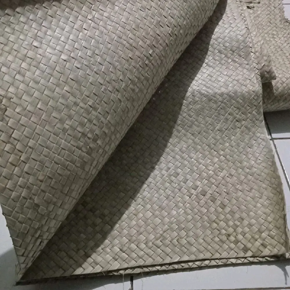 Promo 2 pcs Anyaman Tikar Pandan/Alas Duduk/ Buat Jenazah/ Tikar Lipat,Piknik. Ukuran 180 cm×120cm