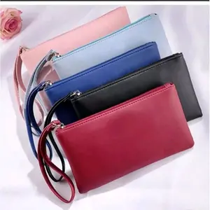 Delisa Dompet Pouch HP dan Uang Wanita Clutch dengan Tali Genggam Desain Minimalis