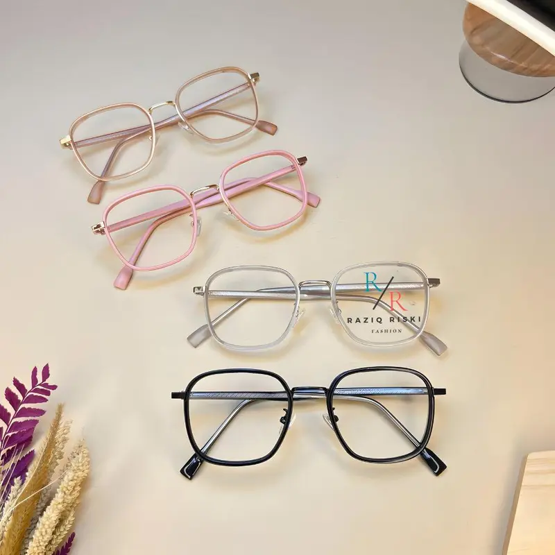 {beli satu kacamata minus gratis satu kacamata normal} 3061 kacamata photocromic unisek terbaru frame titanium dilapisi plastik premium bisa request lensa minus bluerey, photocromic, & bluecromic free box dan lap pembersih Abu Wanita Eyewear Glasses 8