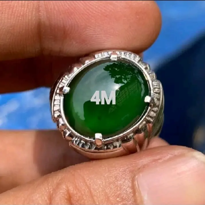 Cincin Hijau Safir UK 4M.