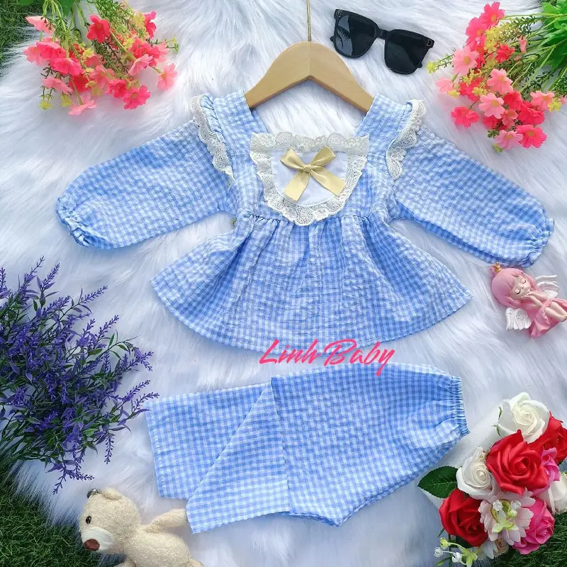 8_13ký) bộ đồ dài, áo tay dài cổ vuông đính nơ,quần dài chất vải đũi cho bé gái dưới 4tuổi 1