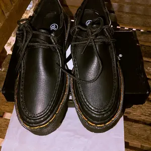 Original Caraka Footwear Sepatu Formal Casual Tali Wanita Kulit Imitasi Premium Shinra Series